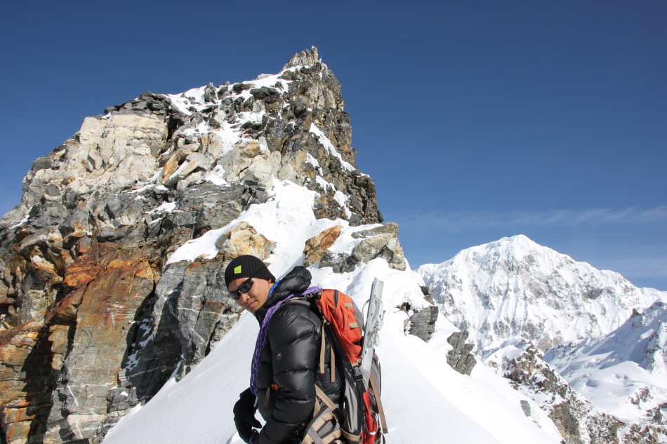 Yala Peak Climbing